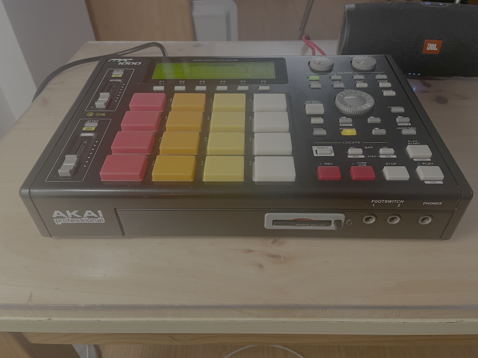 AKAI MPC1000