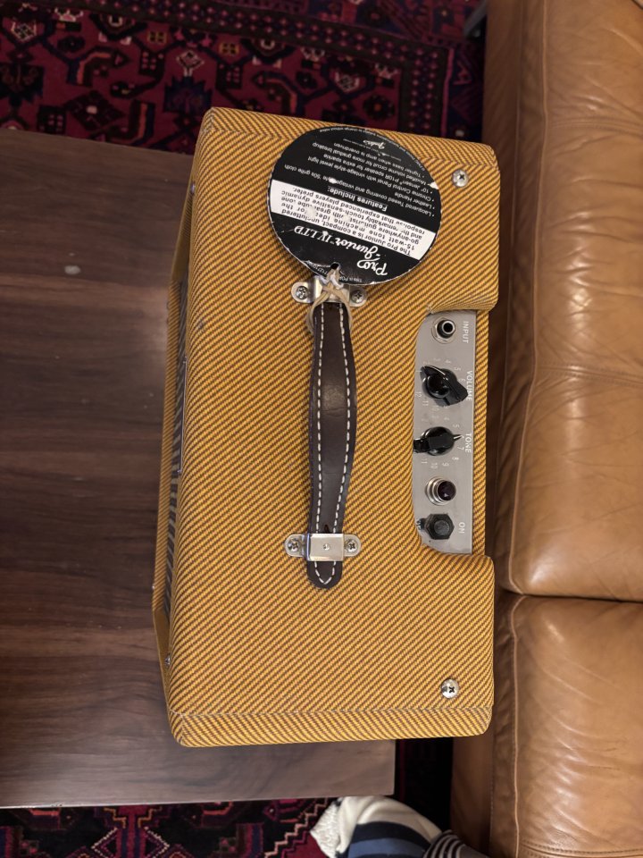 Fender Pro Junior IV Amplificador Guitarra