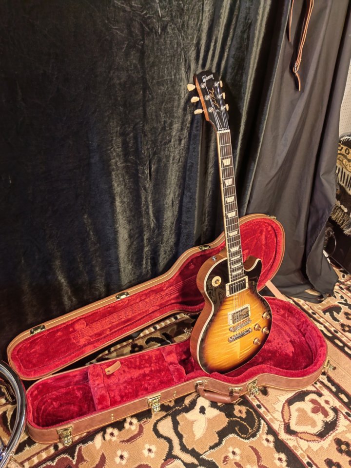 GIBSON LES PAUL STANDARD 50s Figured top Tobacco Burst (2020) de segunda mano · Foto 3 de 8 · Málaga · 1800 €