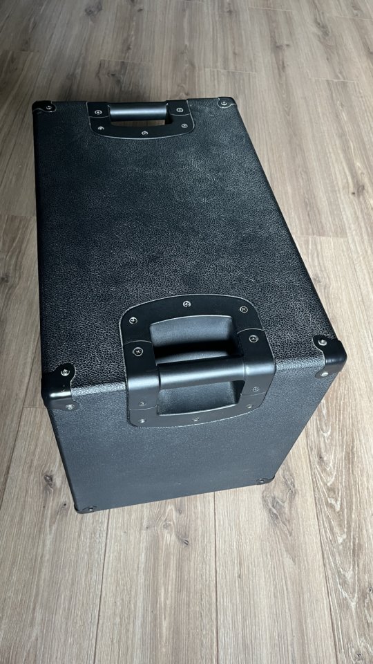 Pantalla Activa Laney LFR-112 FRFR de segunda mano · Foto 4 de 6 · Girona · 300 €