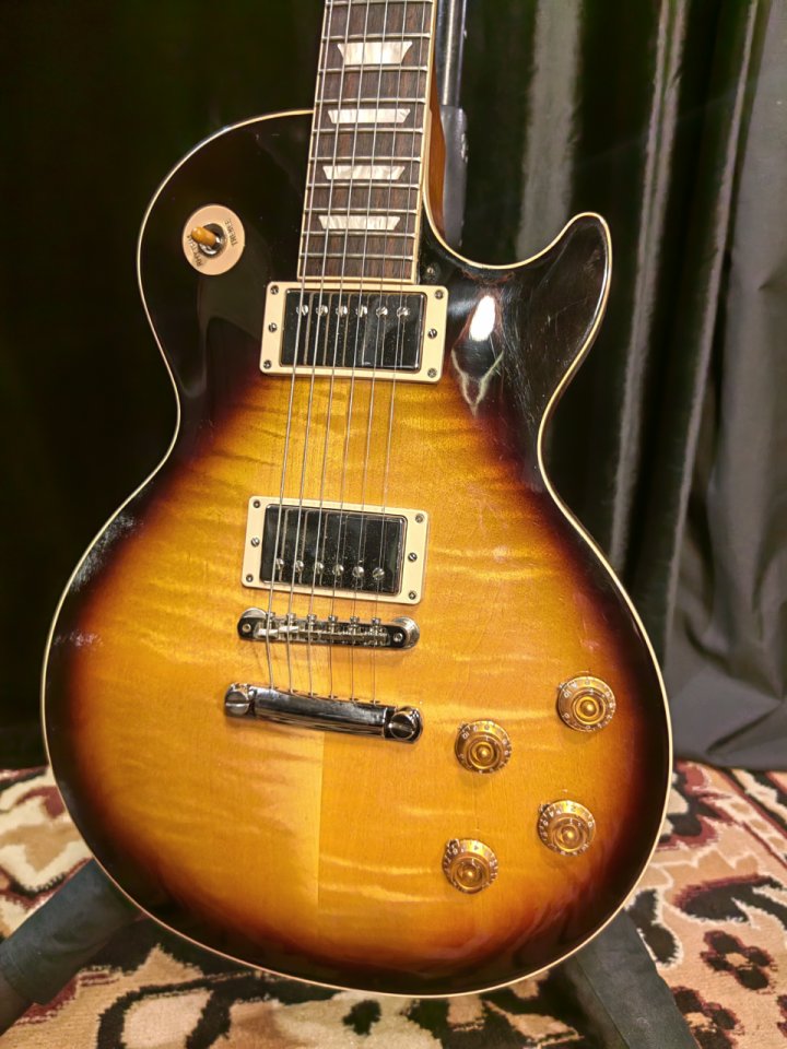GIBSON LES PAUL STANDARD 50s Figured top Tobacco Burst (2020) de segunda mano · Foto 2 de 8 · Málaga · 1800 €