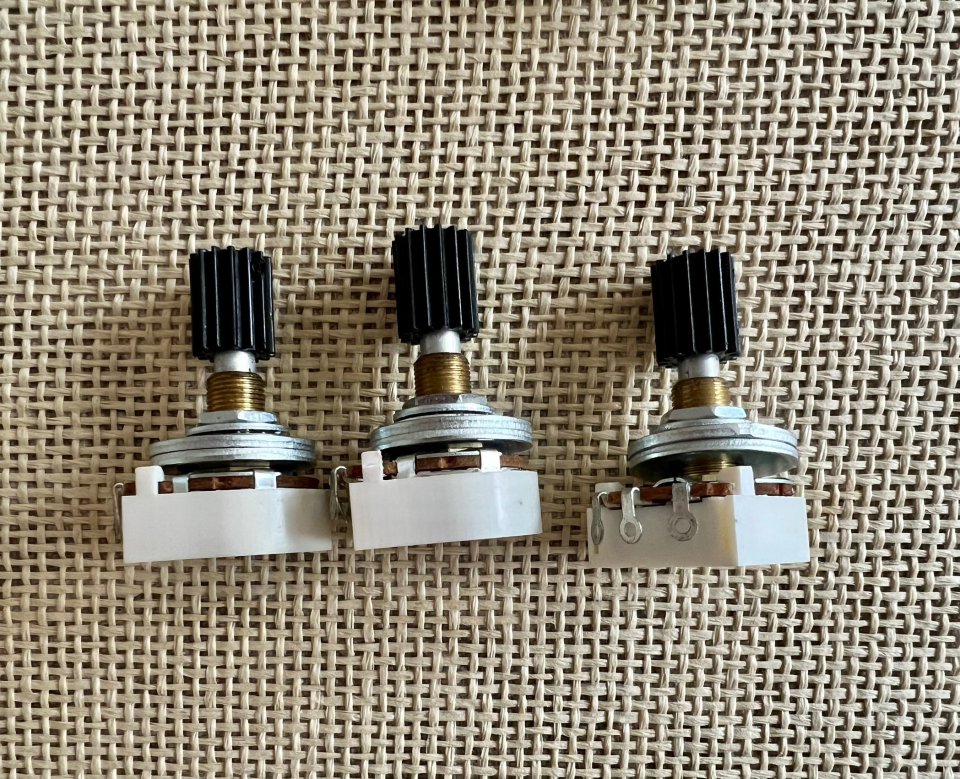 Componentes Wah Wah de segunda mano · Foto 5 de 6 · Barcelona · 1 €