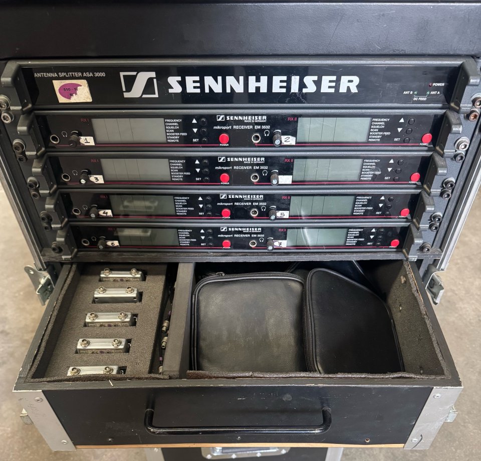 Sennheiser EM 3032 Serie 3000 Antena ASA 3000 de segunda mano · Ávila · 2500 €