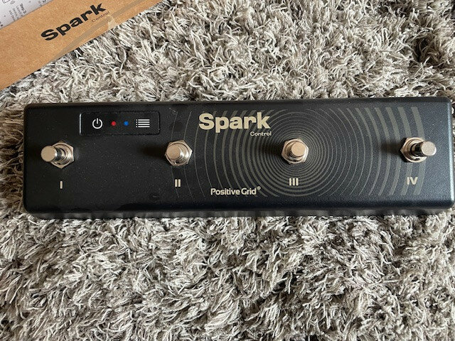 Positive Grid Spark Control pedal de control