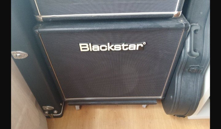 Pantalla BLACKSTAR 1X12 de segunda mano · Foto 1 de 2 · Ávila · 150 €