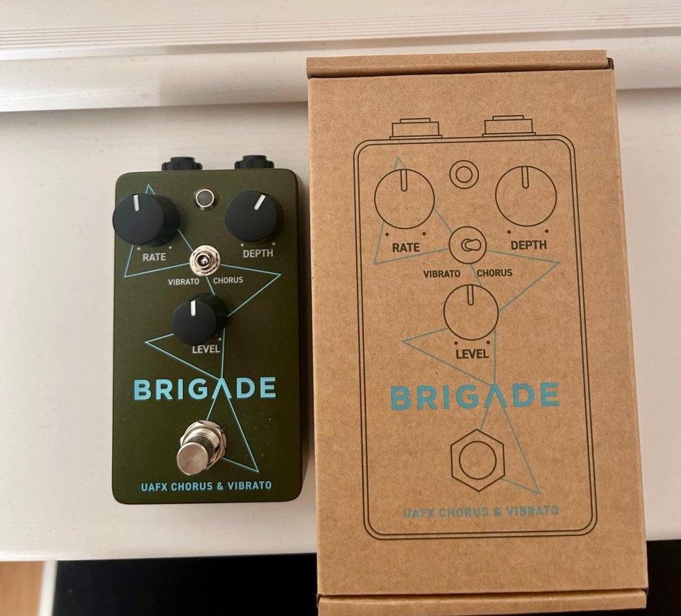 UaFX Brigade Chorus Vibrato