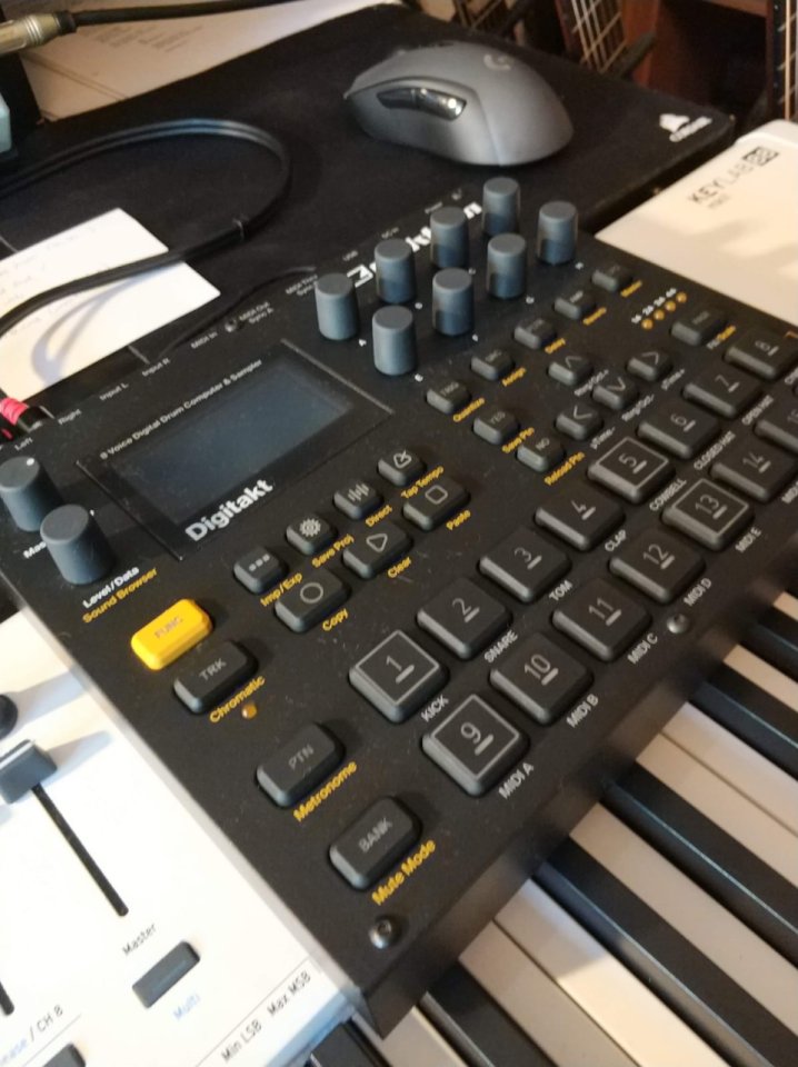 Elektron Digitakt de segunda mano · Foto 2 de 3 · Pontevedra · 400 €