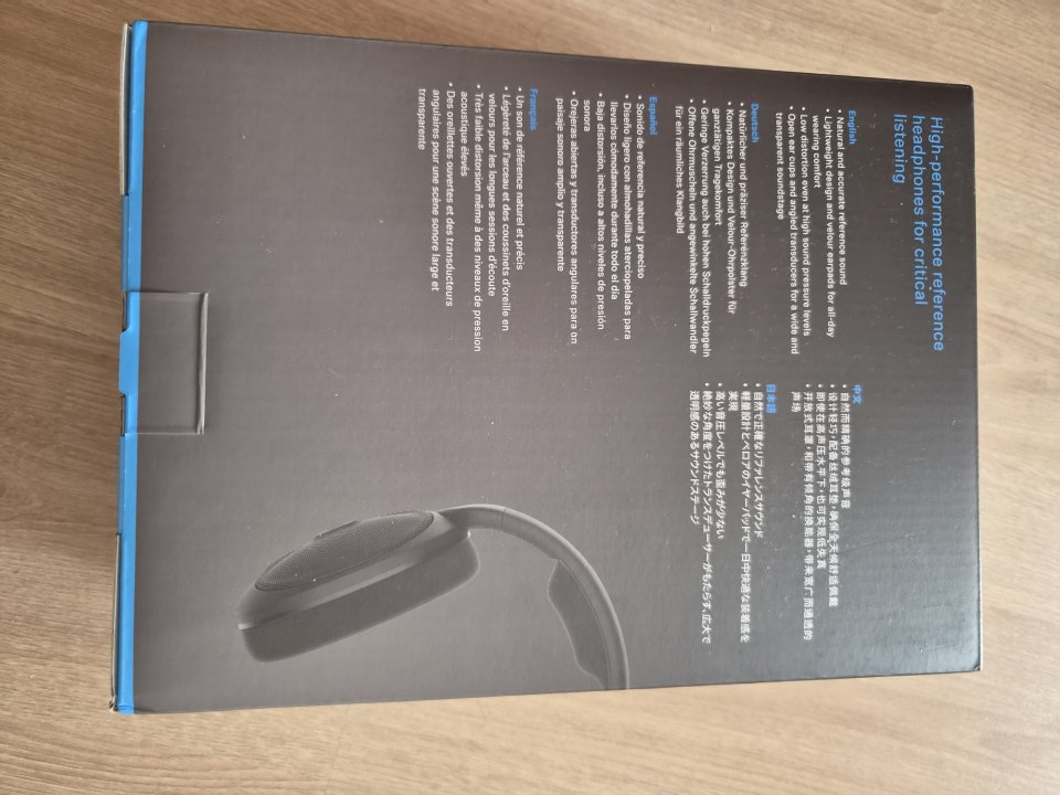 Auriculares Sennheiser HD 560S de segunda mano · Foto 2 de 9 · Palencia · 85 €