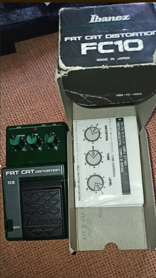 Pedal  ibanez Fat Cat FC10 Made un Japan. Podria cambiar por bajo jazz bass