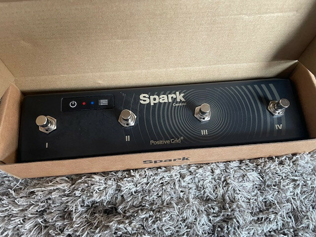 Positive Grid Spark Control pedal de control de segunda mano · Foto 7 de 7 · Madrid · 115 €