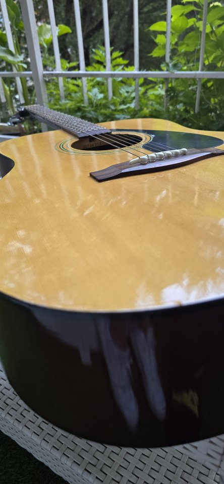 Guitarra Acústica Yamaha de segunda mano · Foto 2 de 10 · Madrid · 65 €