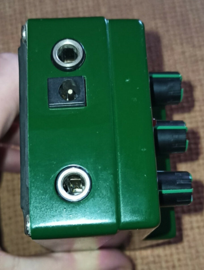 Pedal  ibanez Fat Cat FC10 Made un Japan. Podria cambiar por bajo jazz bass