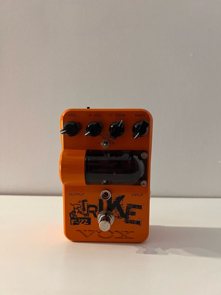 VOX Strike Fuzz de segunda mano · Foto 1 de 7 · Alicante · 95 €