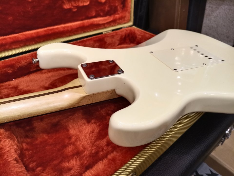 Fender Stratocaster MIJ Squier Series ( Black Label ) 1995. de segunda mano · Foto 8 de 10 · Barcelona · 800 €