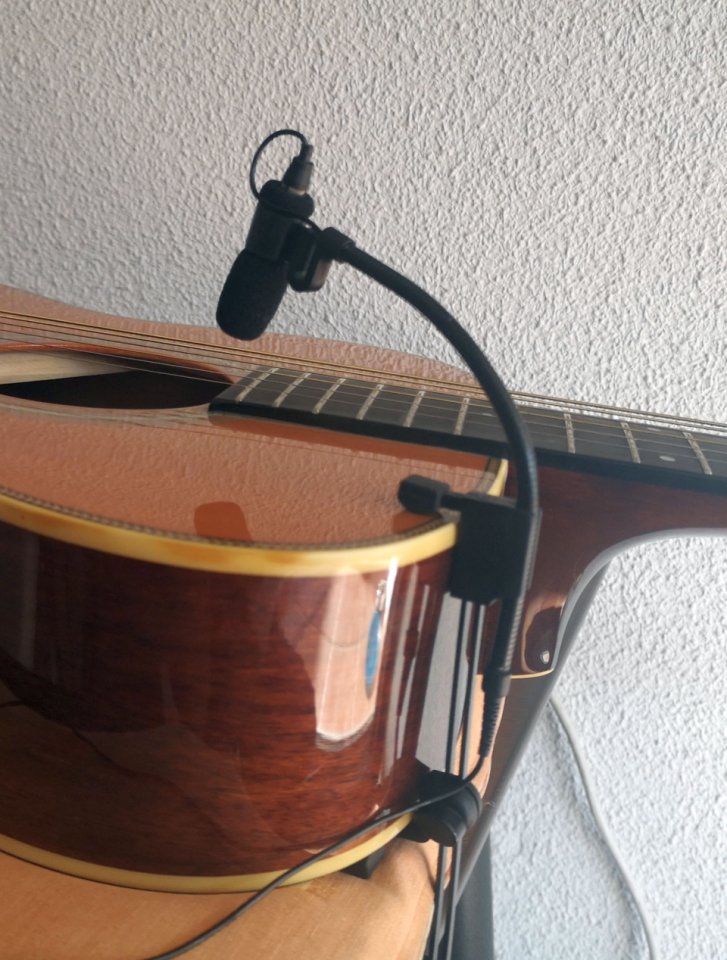 Reservado - The T.Bone Ovid CC 100 - Micrófono para guitarra acústica