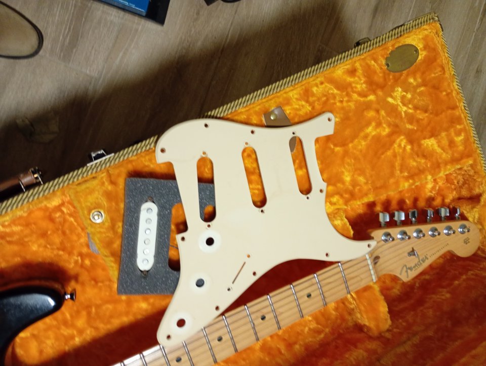 Fender 50th Anniversary American Series Stratocaster de segunda mano · Foto 4 de 10 · Illes Balears · 1500 €
