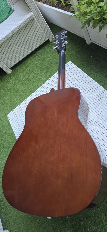 Guitarra Acústica Yamaha de segunda mano · Foto 6 de 10 · Madrid · 65 €