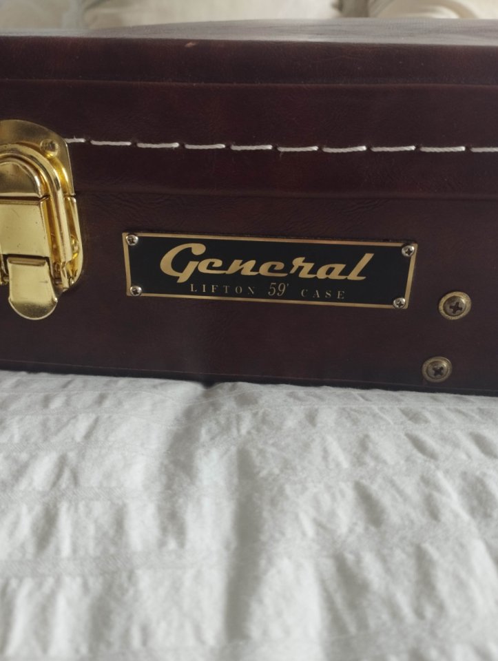Guitarra General Vintage Tone Hollow King de segunda mano · Foto 8 de 10 · Madrid · 2100 €