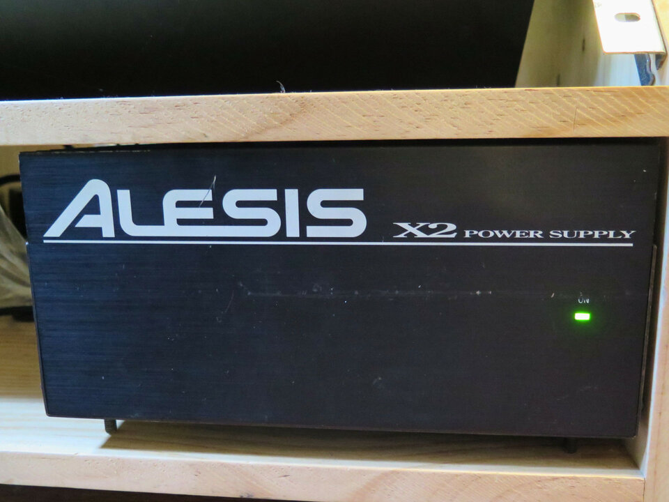 Mesa de mezclas Alesis x2 - 1994
