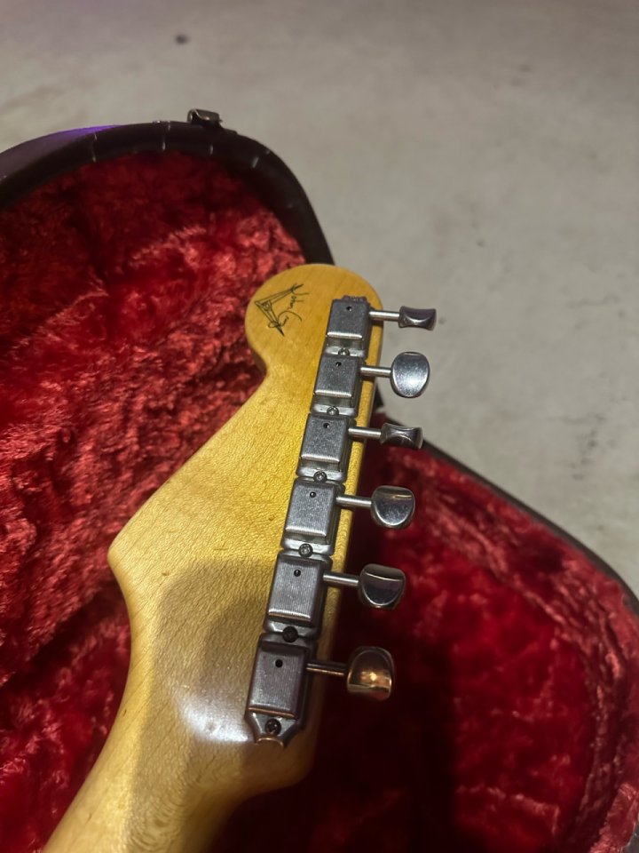 Fender Stratocaster John Cruz 54