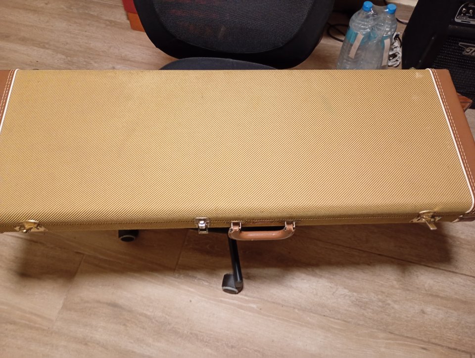 Fender 50th Anniversary American Series Stratocaster de segunda mano · Foto 7 de 10 · Illes Balears · 1500 €