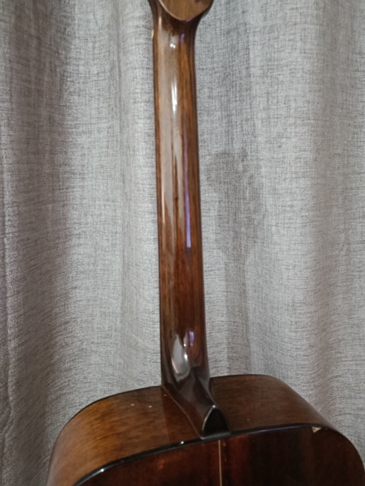 Guitarra Fender NewPorter Acústica 80s de segunda mano · Foto 9 de 10 · Alicante · 800 €