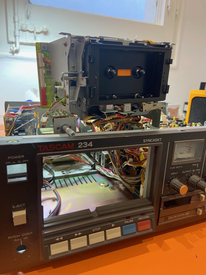 Reparación equipos audio y dj profesional