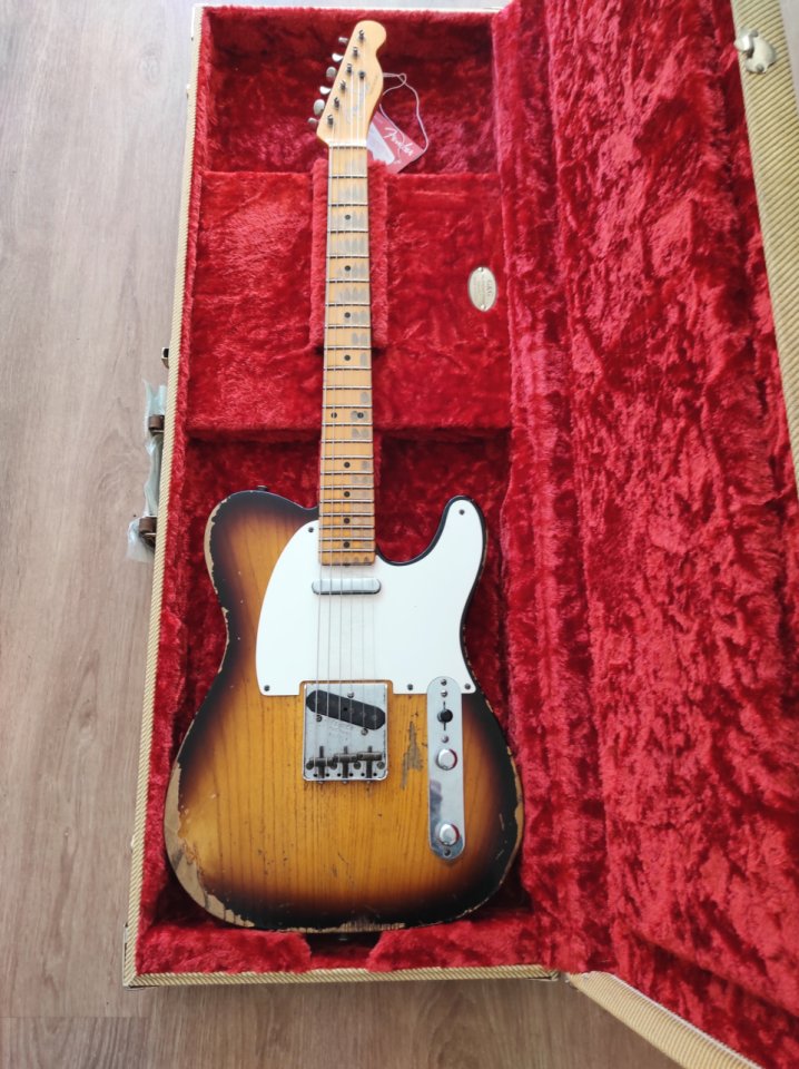 Fender custom shop 52 telecaster relic de segunda mano · Foto 1 de 4 · Alicante · 3200 €