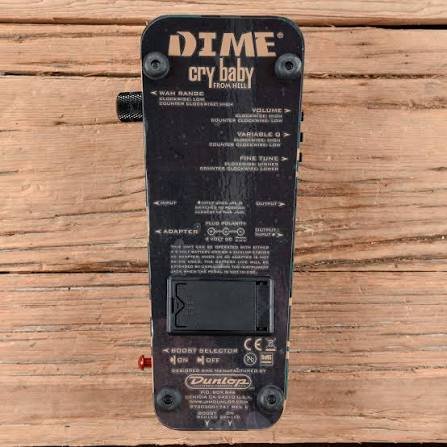 Dunlop cry baby from hell dimebag darrell wah wah de segunda mano · Foto 3 de 3 · Badajoz · 120 €