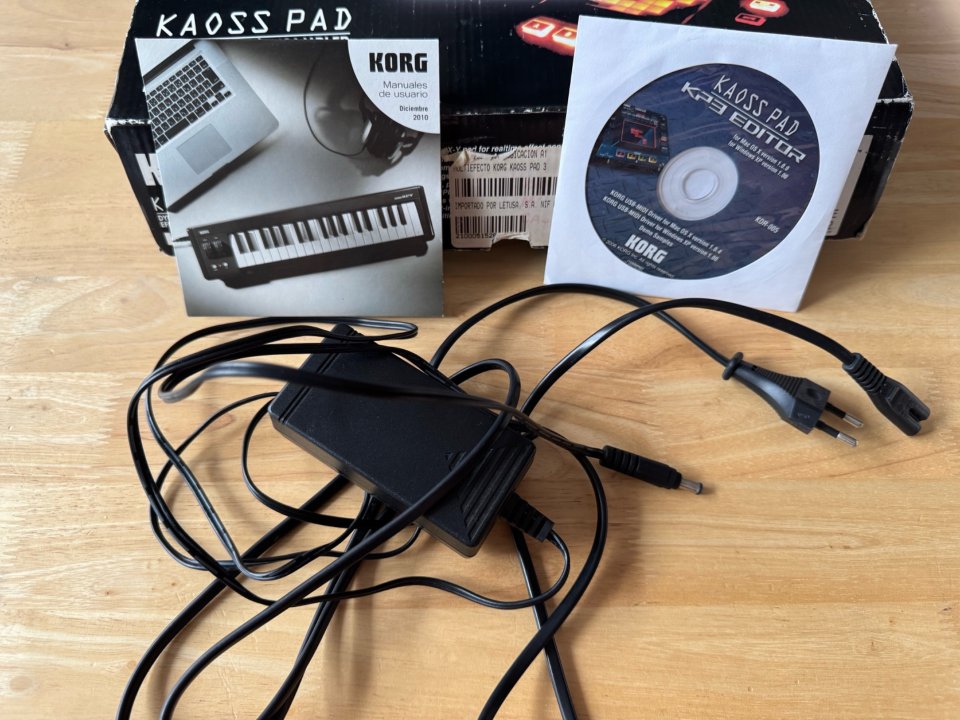 Korg Kaoss Pad 3 KP3 de segunda mano · Foto 2 de 5 · Almería · 199 €