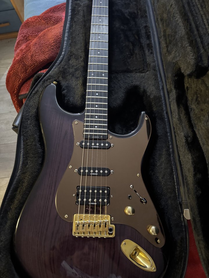 Vendo ( o cambio ) blade rh4 místic violet