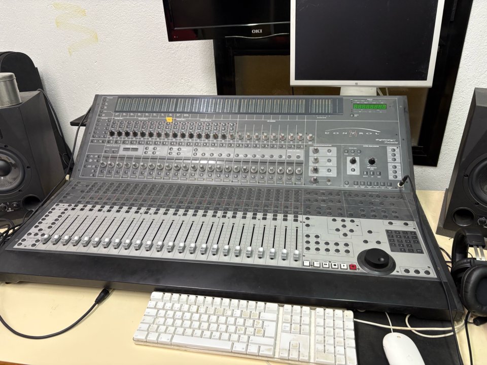 Digidesign  Control 24