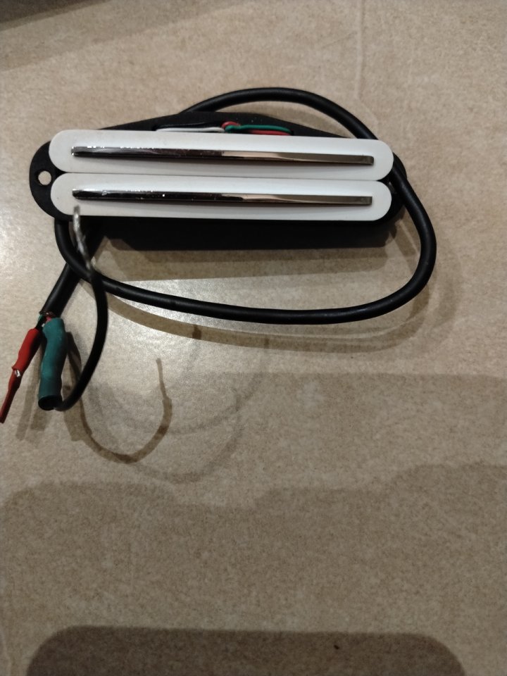 Pastilla steamer rock de Ámber pickups de segunda mano · Foto 4 de 4 · Murcia · 140 €
