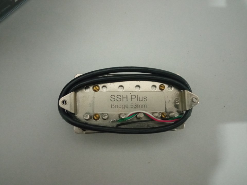 Pastilla Suhr SSH+ Humbucker Negra 53mm