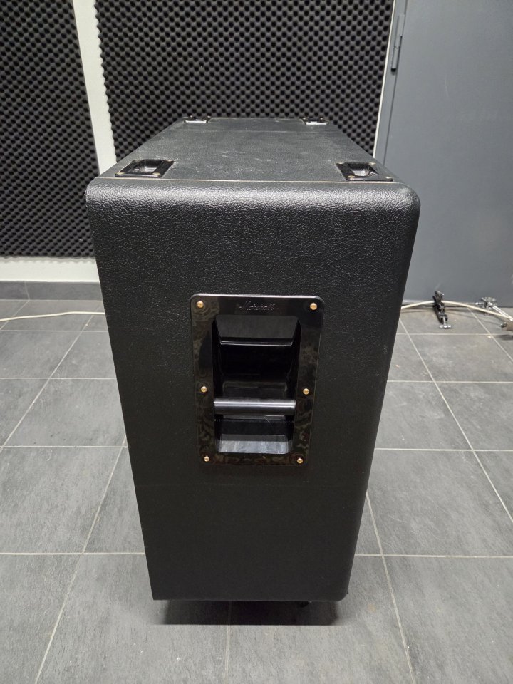 Pantalla 4x12 Marshall 1960BX de segunda mano · Foto 2 de 5 · Gipuzkoa · 750 €