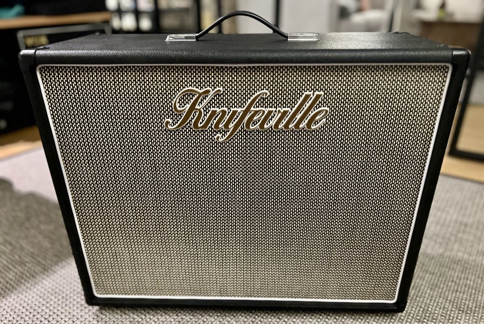 Pantalla Knifeville 1x12