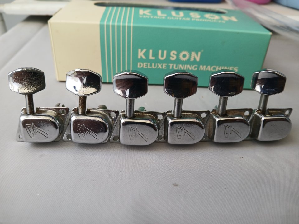 1968/75 Fender "F-tuners" vintage 60s y 70s de segunda mano · Foto 1 de 6 · Jaén · 250 €