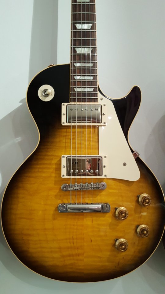 Gibson Les Paul Custom shop R9 50 Aniversario de segunda mano · Foto 1 de 10 · Madrid · 5000 €