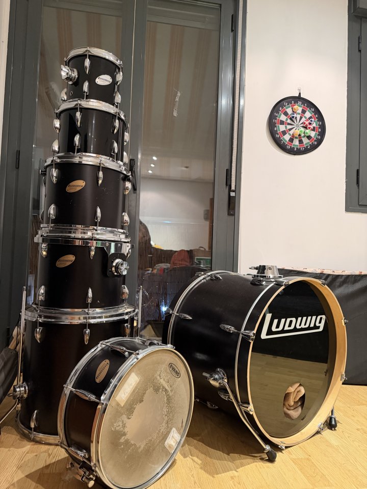 Batería ludwig de segunda mano · Foto 1 de 9 · Madrid · 1250 €