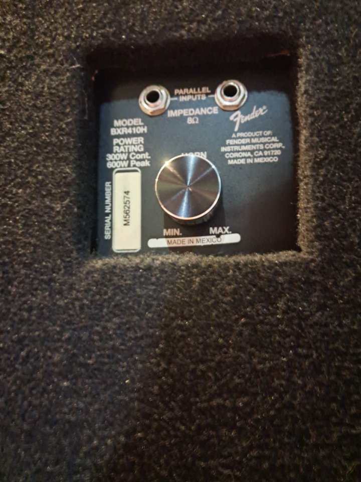 Pantalla de bajo eléctrico Fender 4x10 de segunda mano · Foto 6 de 6 · Valencia · 415 €
