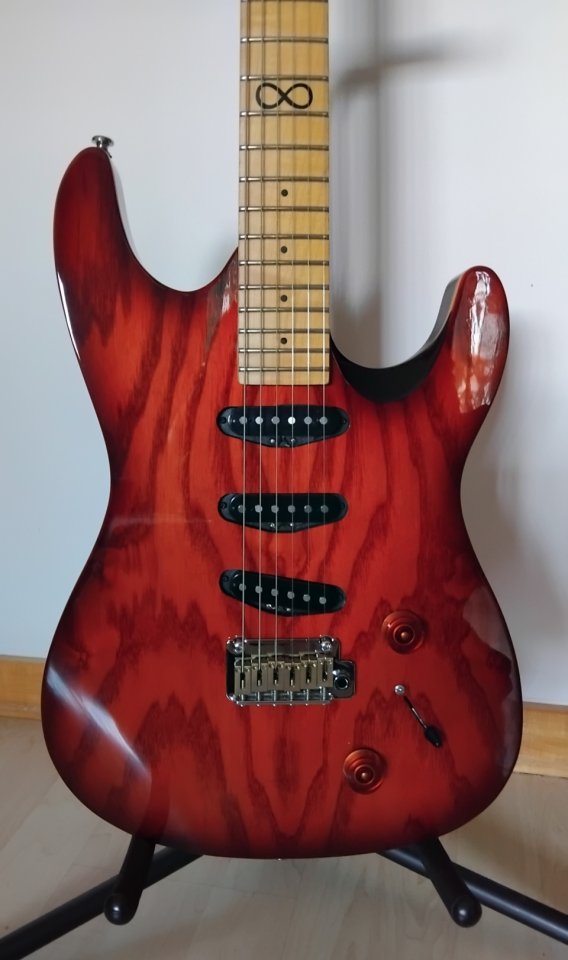 Guitarra Chapman ML1 Traditional de segunda mano · Foto 1 de 8 · Barcelona · 225 €
