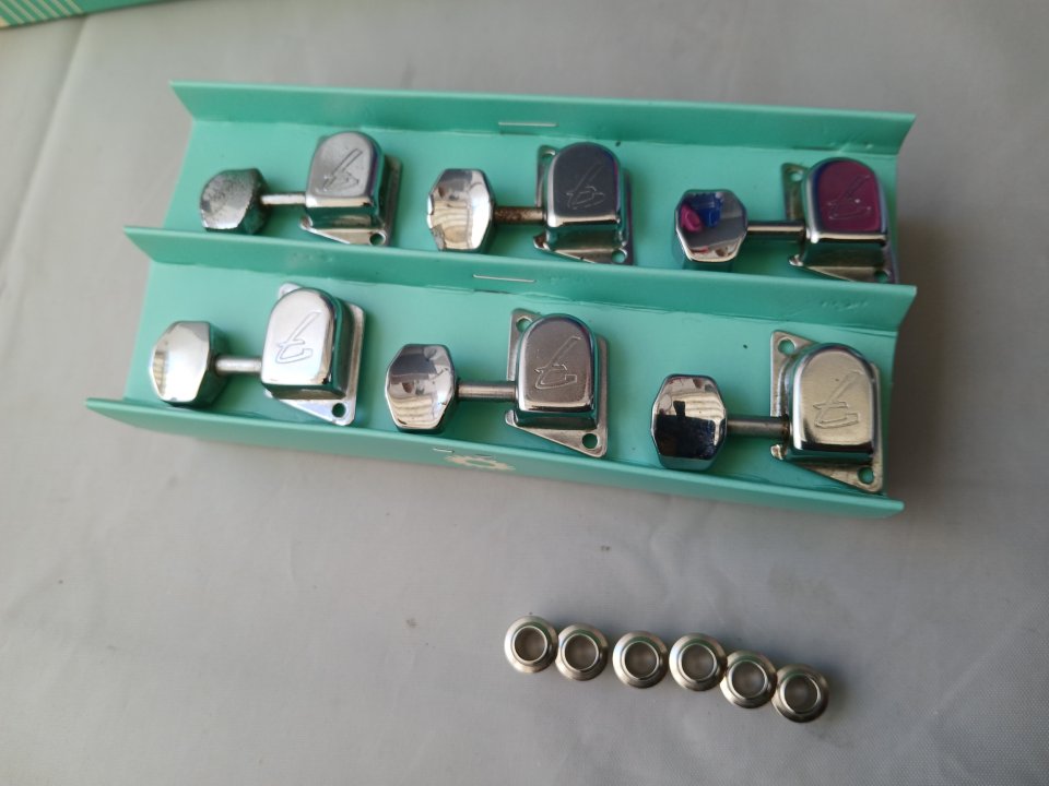 1968/75 Fender "F-tuners" vintage 60s y 70s de segunda mano · Foto 5 de 6 · Jaén · 250 €