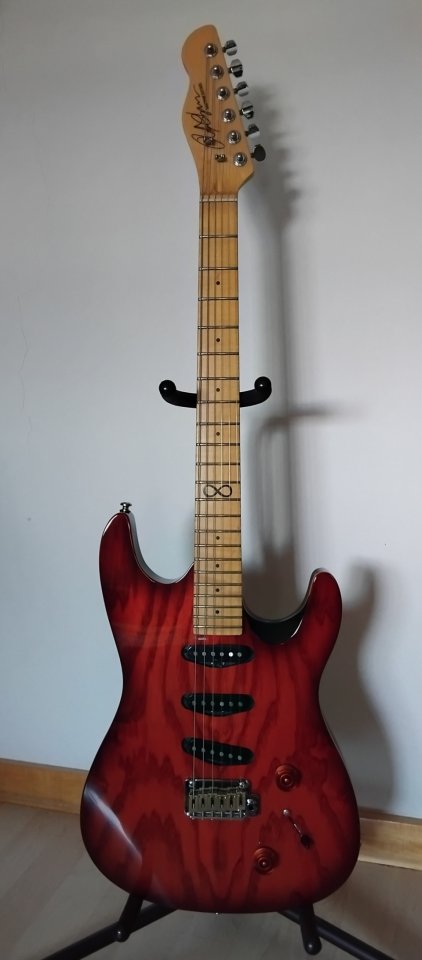 Guitarra Chapman ML1 Traditional de segunda mano · Foto 2 de 8 · Barcelona · 225 €