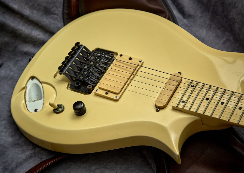 Edwards ES-150 PR LUNA SEA SUGIZO 90's de segunda mano · Foto 3 de 10 · Zaragoza · 1125 €