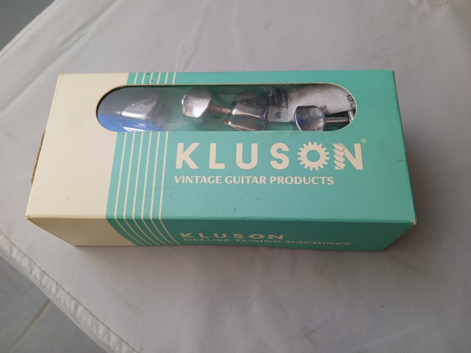1968/75 Fender "F-tuners" vintage 60s y 70s de segunda mano · Foto 6 de 6 · Jaén · 250 €