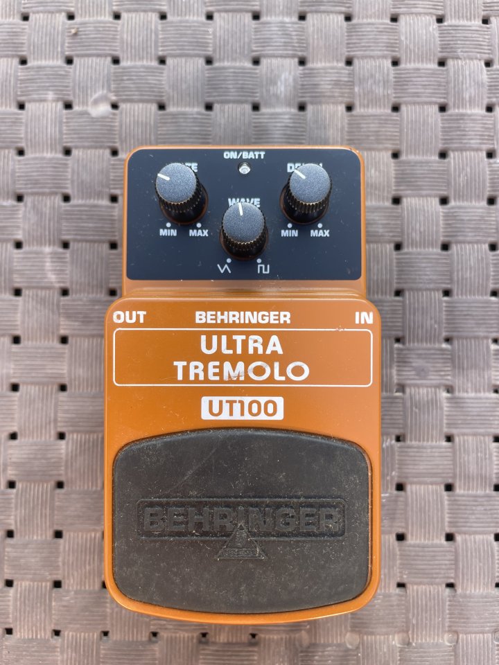 Pedales Guitarra de segunda mano · Foto 3 de 10 · Málaga · 115 €