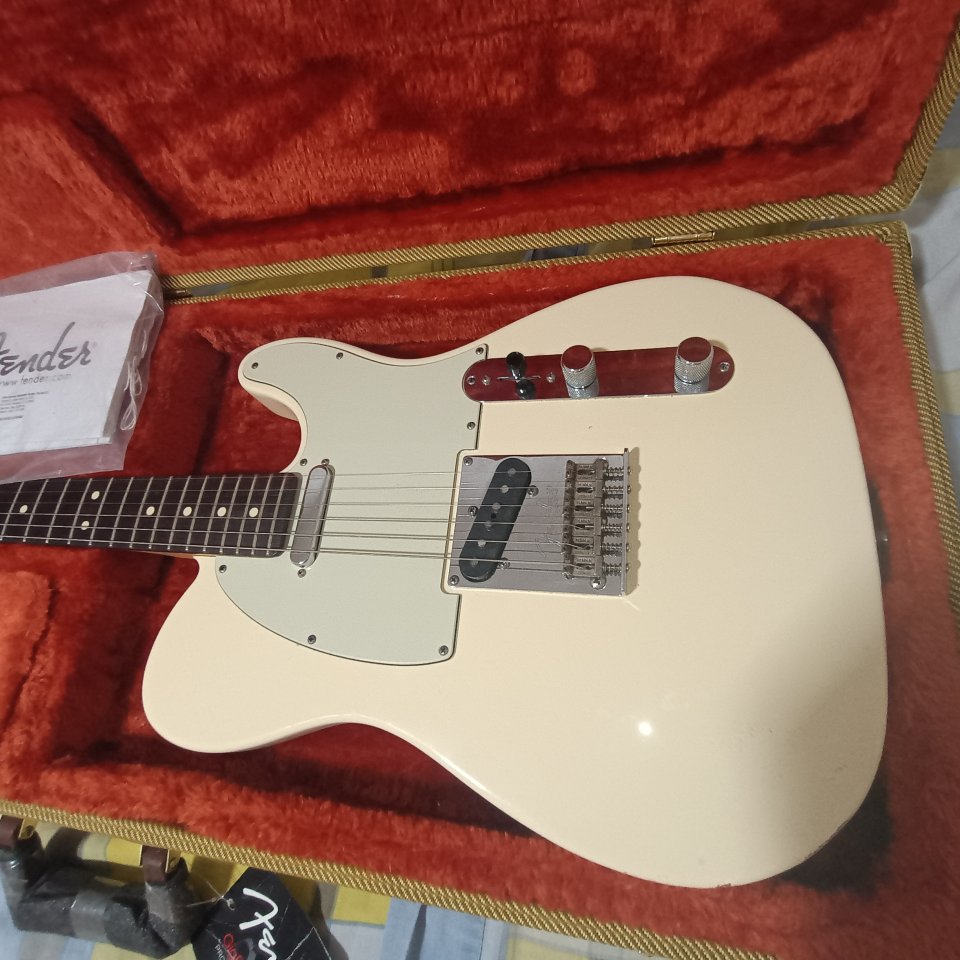 Fender telecaster 2016 Limited Edition American Standard de segunda mano · Foto 3 de 10 · Málaga · 1250 €
