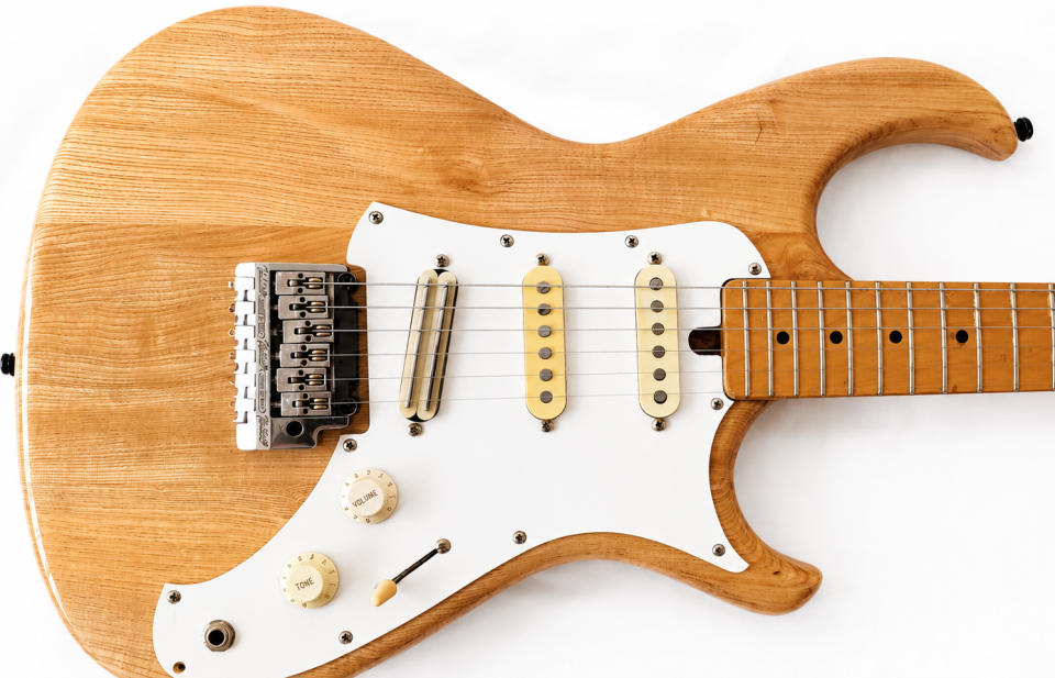 Guitarra Aria Pro II RS series de segunda mano · Foto 1 de 10 · Madrid · 200 €
