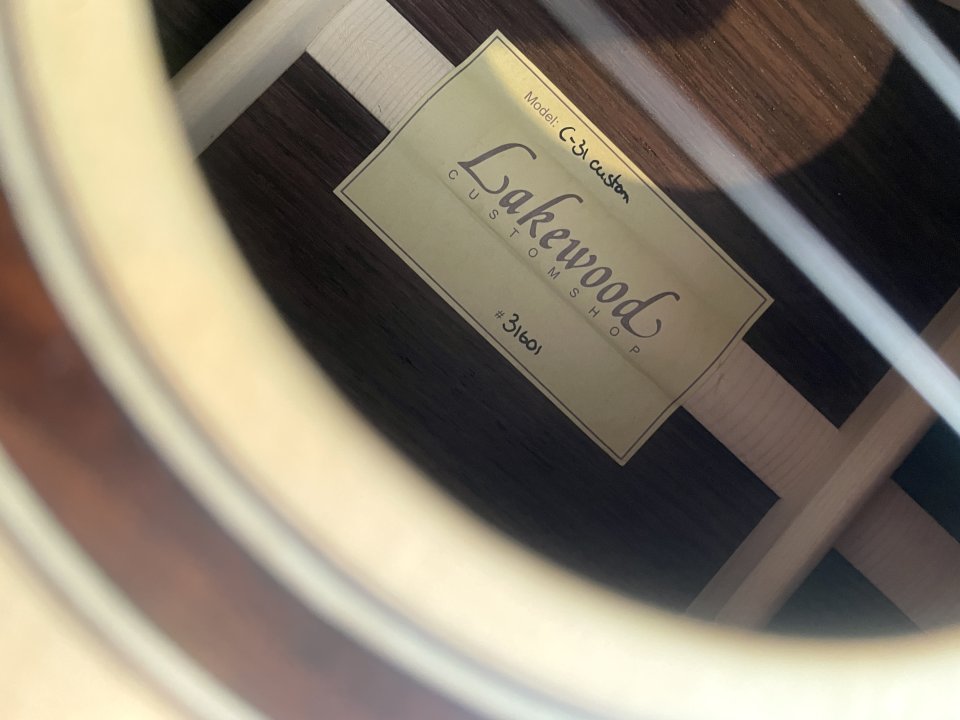 o Cambio, Acustica Lakewood C-31 Custom tamaño Concert OO Parlor de segunda mano · Foto 6 de 10 · Barcelona · 1650 €