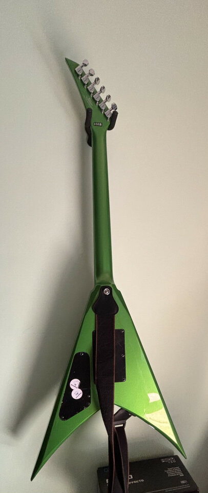 Jackson V signature Scott Ian